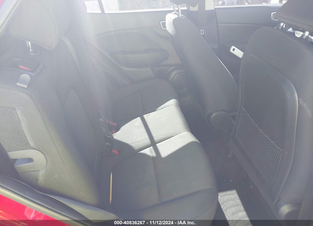 2021 HYUNDAI VENUE SE VIN: KMHRB8A36MU066541