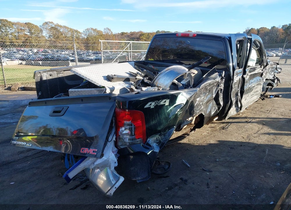 2010 GMC SIERRA 1500 SLE VIN: 1GTSKVE35AZ111501