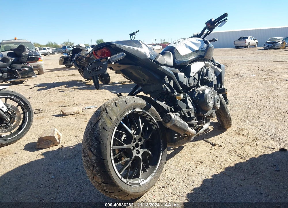 2022 HONDA CB1000 VIN: JH2SC8015NK400176