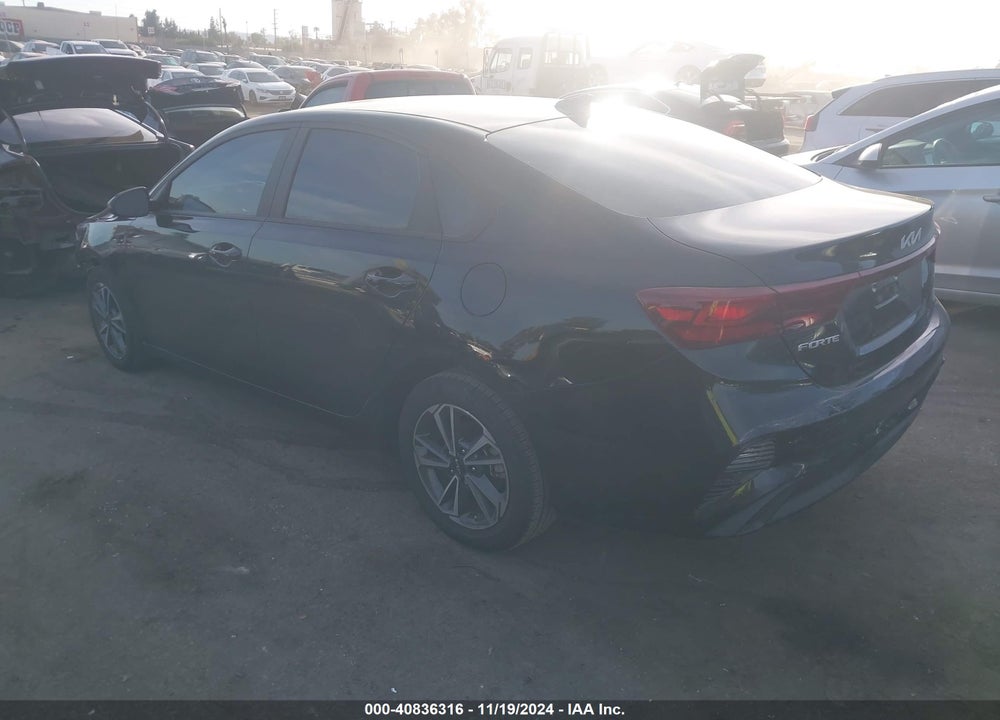 2023 KIA FORTE LXS VIN: 3KPF24AD8PE638561