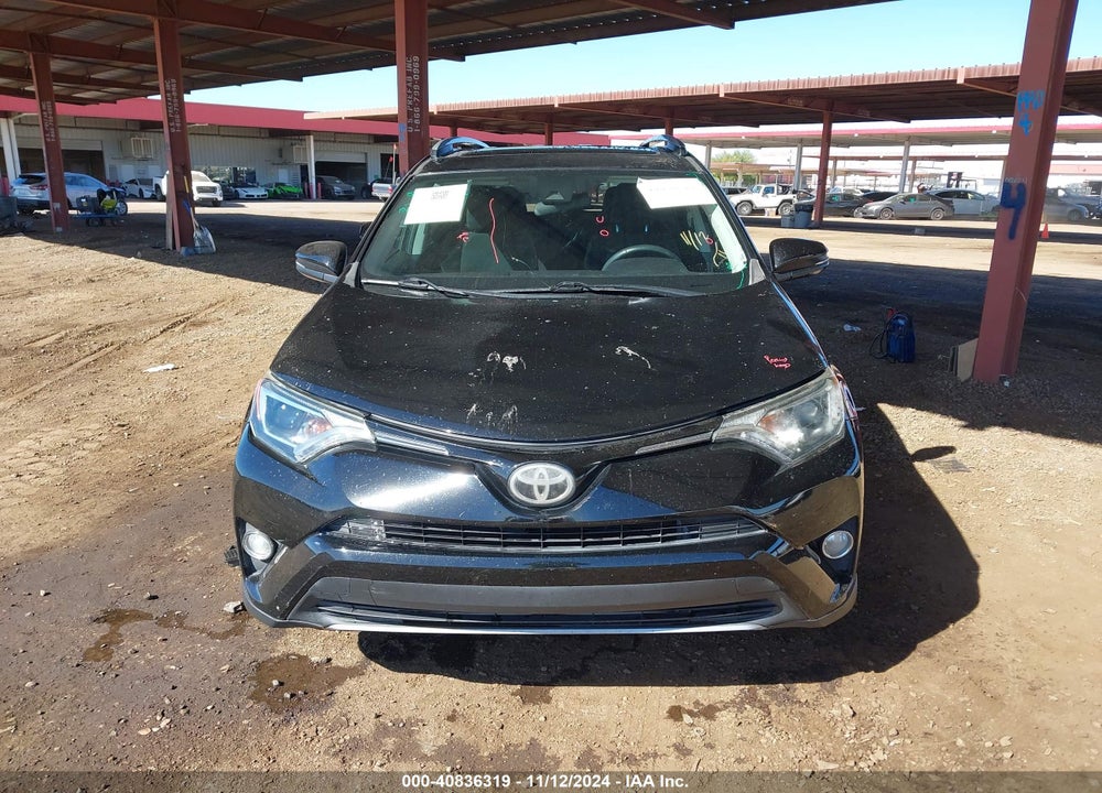 2018 TOYOTA RAV4 ADVENTURE/XLE VIN: 2T3WFREV3JW420382