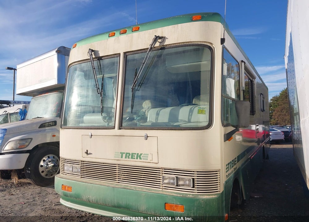 1996 CHEVROLET P30 VIN: 1GBLP37F7S3320460