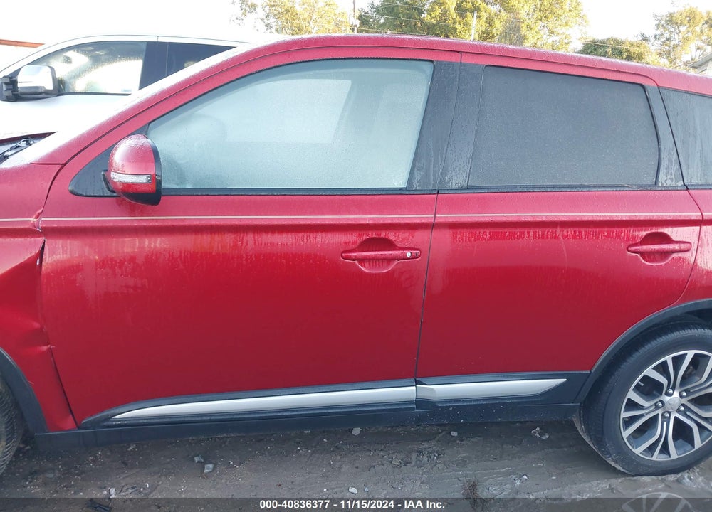 2016 MITSUBISHI OUTLANDER SE VIN: JA4AD3A33GZ018379