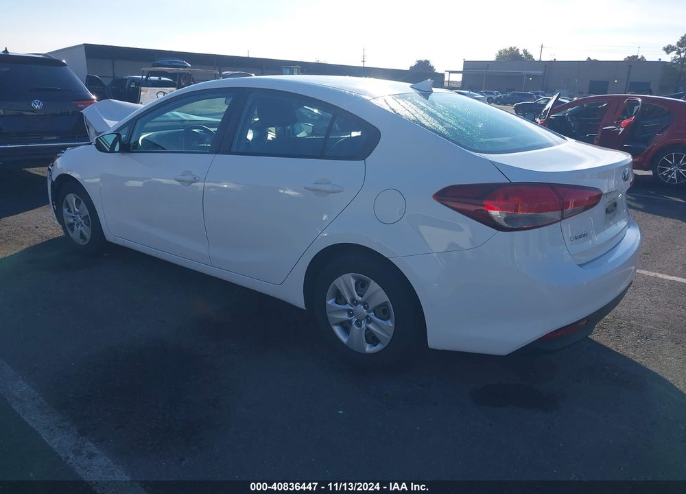 2018 KIA FORTE LX VIN: 3KPFK4A74JE281056