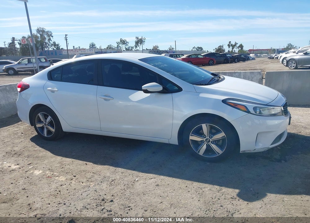 2018 KIA FORTE VIN: 3KPFL4A75JE224314