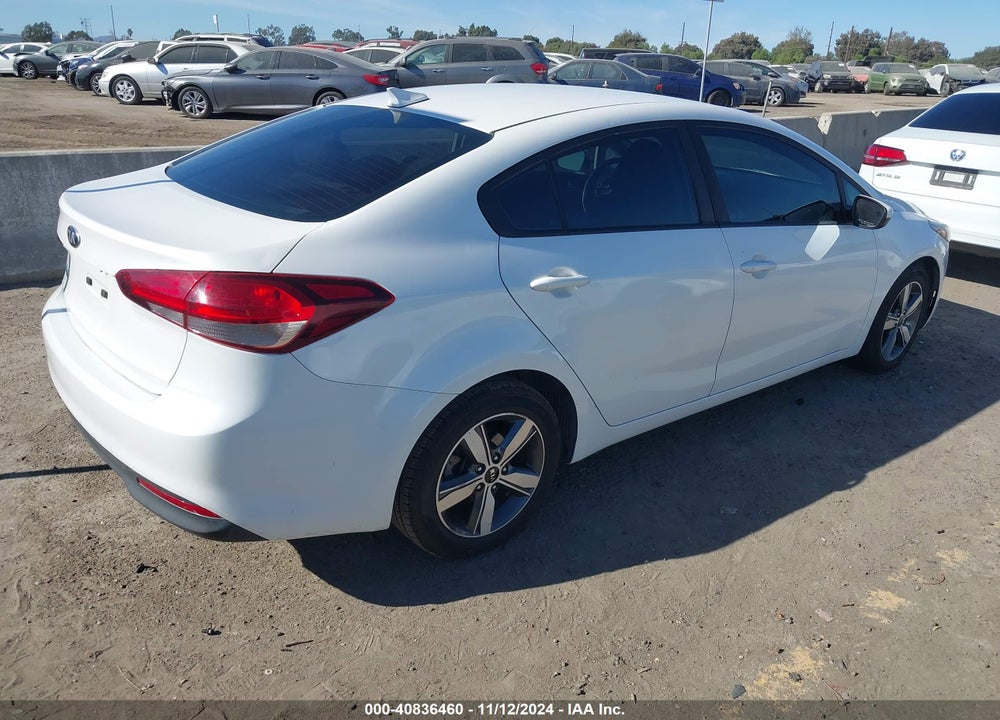 2018 KIA FORTE VIN: 3KPFL4A75JE224314