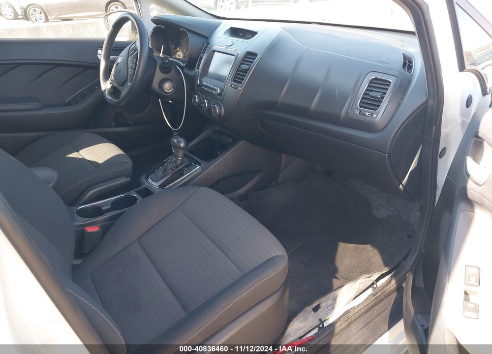 2018 KIA FORTE VIN: 3KPFL4A75JE224314