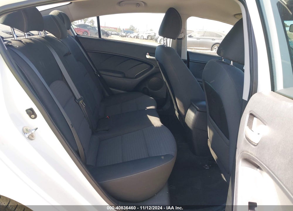 2018 KIA FORTE VIN: 3KPFL4A75JE224314