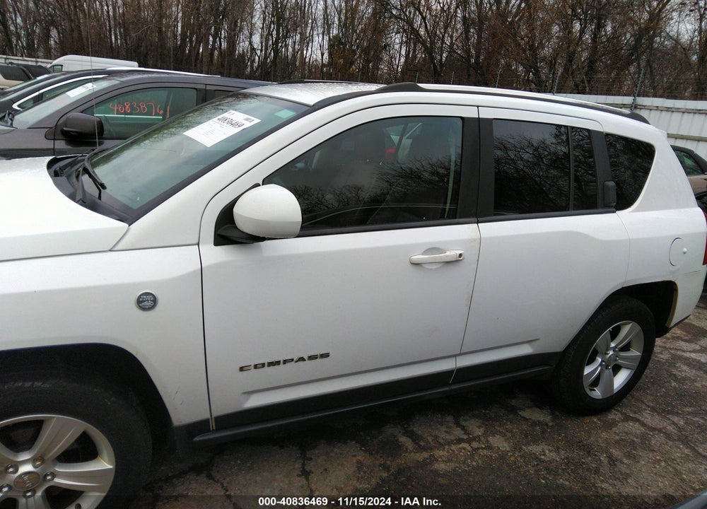 2014 JEEP COMPASS LIMITED VIN: 1C4NJDCB0ED558180