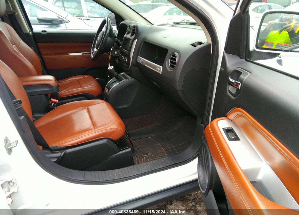 2014 JEEP COMPASS LIMITED VIN: 1C4NJDCB0ED558180