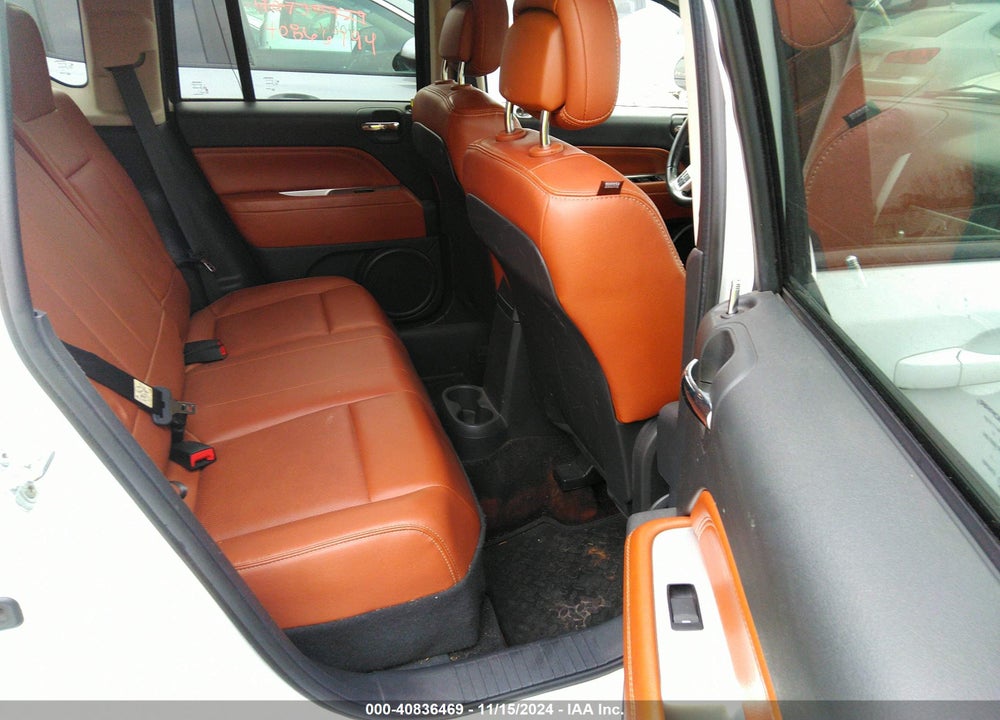 2014 JEEP COMPASS LIMITED VIN: 1C4NJDCB0ED558180