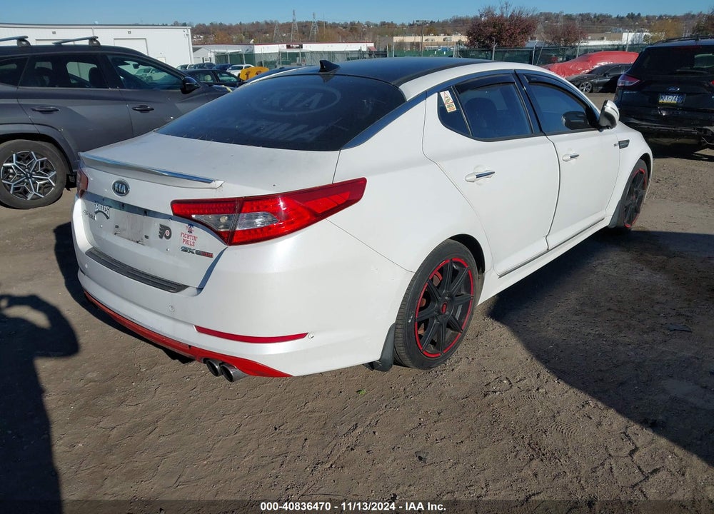 2011 KIA OPTIMA SX VIN: KNAGR4A66B5090286
