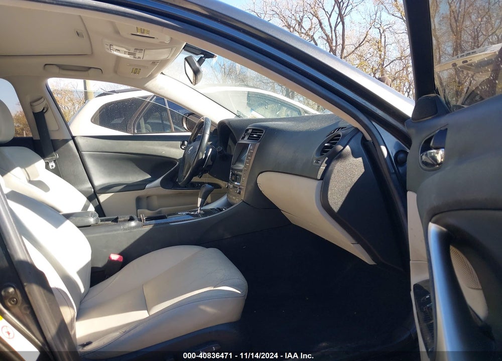 2010 LEXUS IS 350 VIN: JTHBE5C20A5023656