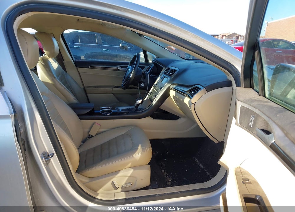 2013 FORD FUSION SE VIN: 3FA6P0HR8DR238439