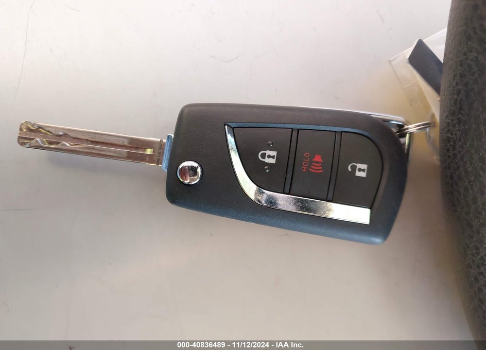 2024 TOYOTA RAV4 HYBRID LE VIN: JTMMWRFV7RD216344