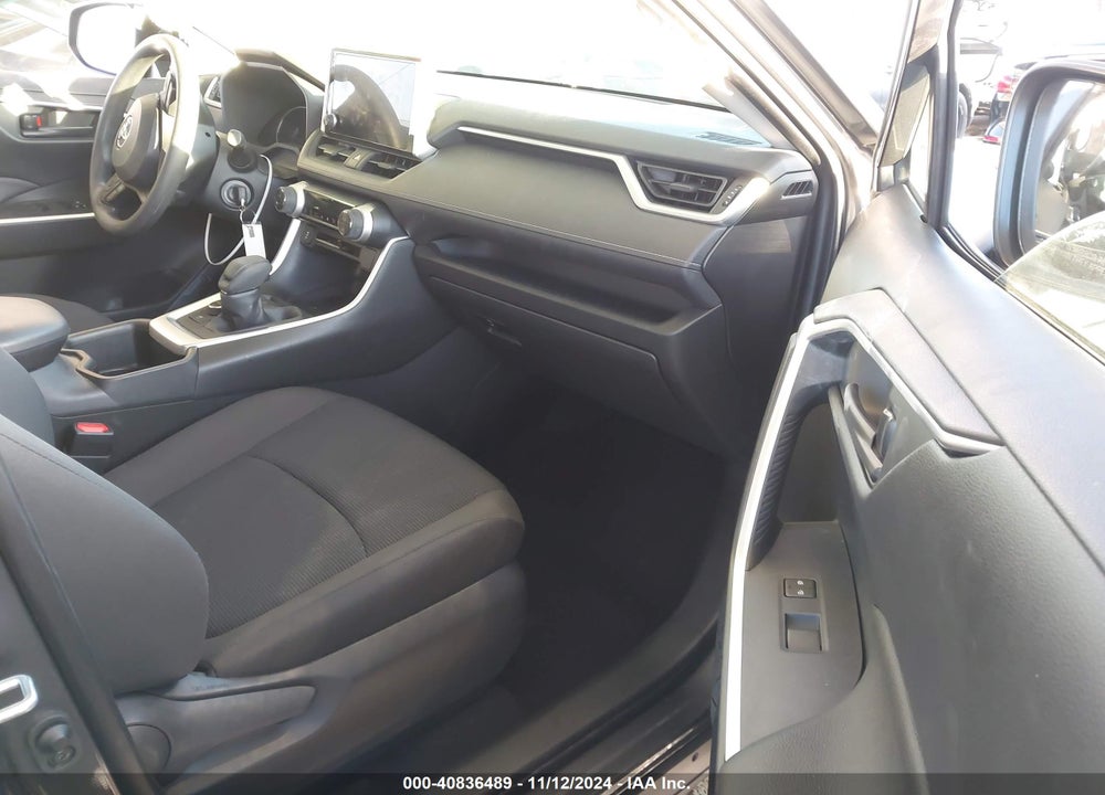2024 TOYOTA RAV4 HYBRID LE VIN: JTMMWRFV7RD216344