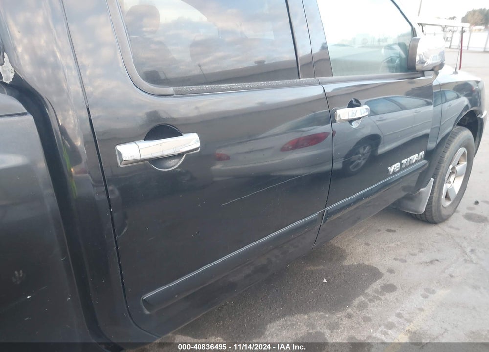 2006 NISSAN TITAN SE VIN: 1N6AA07A56N538105