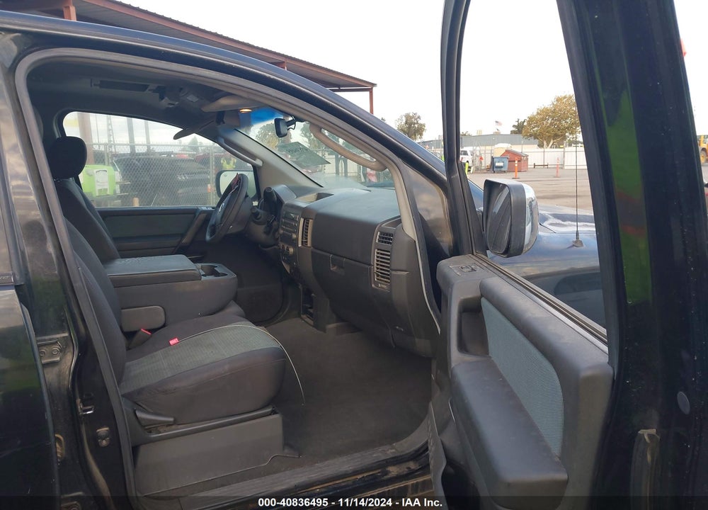 2006 NISSAN TITAN SE VIN: 1N6AA07A56N538105