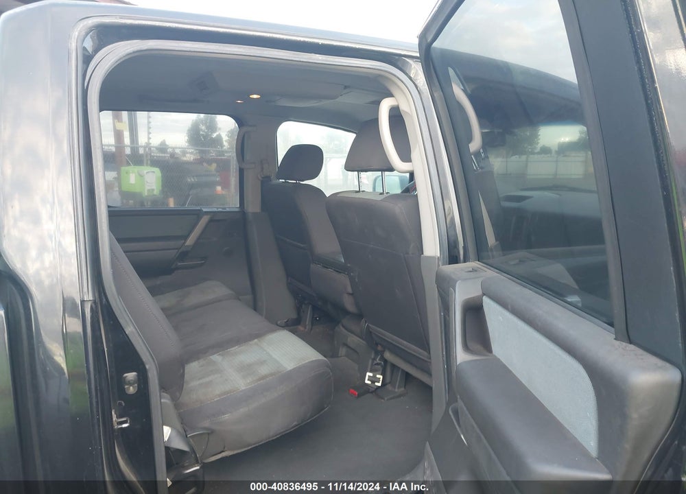 2006 NISSAN TITAN SE VIN: 1N6AA07A56N538105
