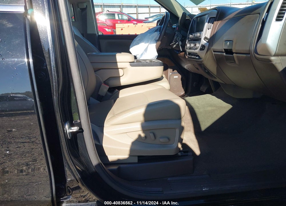 2018 GMC SIERRA 1500 SLT VIN: 3GTU2NEC7JG512329