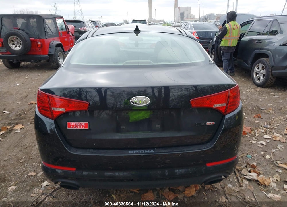 2011 KIA OPTIMA EX VIN: KNAGN4A78B5097082