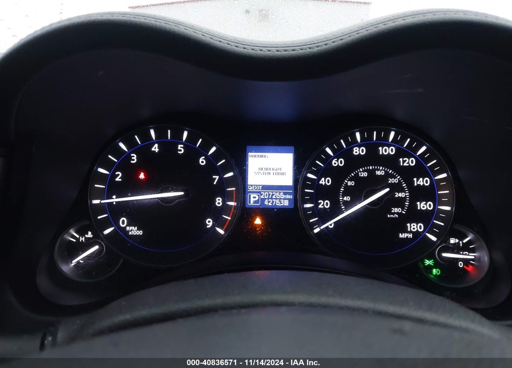 2017 INFINITI Q70 3.7 VIN: JN1BY1APXHM741654