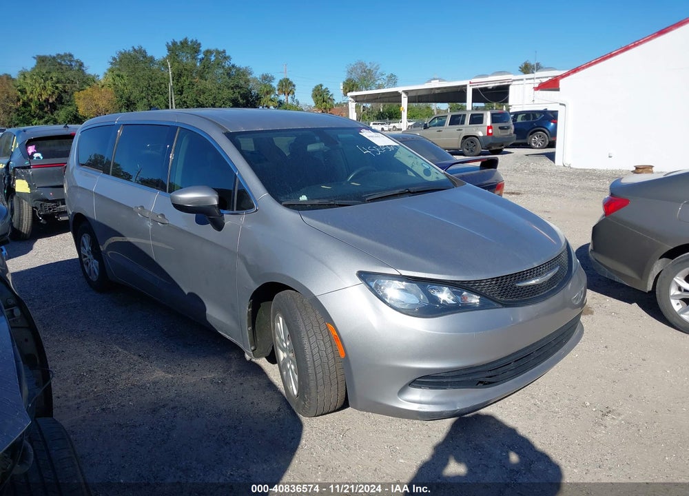 2018 CHRYSLER PACIFICA L VIN: 2C4RC1AG7JR121079