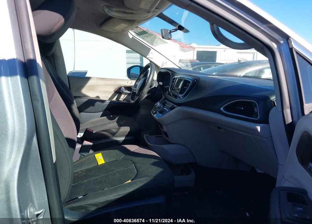 2018 CHRYSLER PACIFICA L VIN: 2C4RC1AG7JR121079