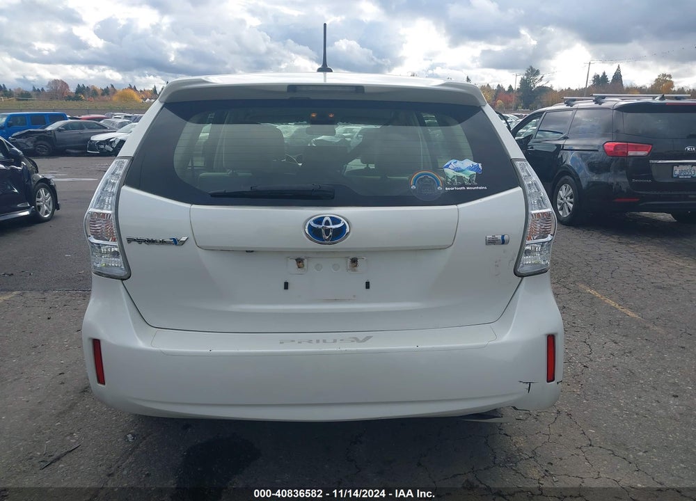 2013 TOYOTA PRIUS V THREE VIN: JTDZN3EU8D3278588