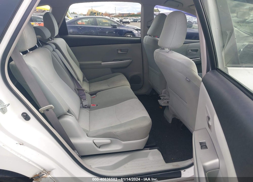 2013 TOYOTA PRIUS V THREE VIN: JTDZN3EU8D3278588