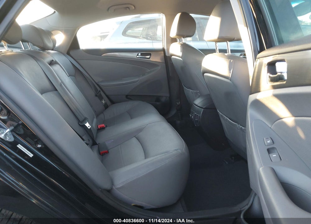2012 HYUNDAI SONATA HYBRID VIN: KMHEC4A43CA029444
