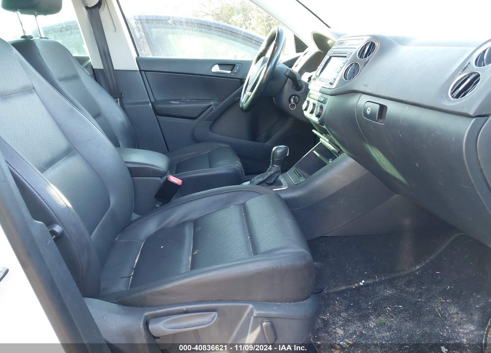 2013 VOLKSWAGEN TIGUAN SE VIN: WVGAV3AX8DW586478