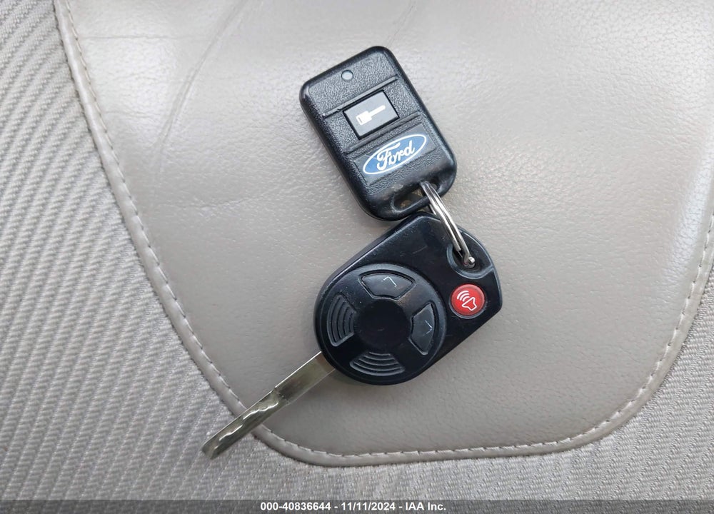 2015 FORD ESCAPE SE VIN: 1FMCU9GX1FUB92888