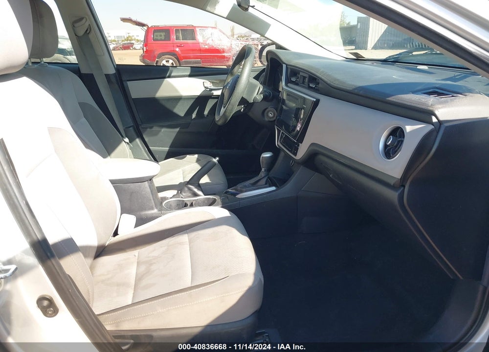 2017 TOYOTA COROLLA LE VIN: 2T1BURHE9HC803005