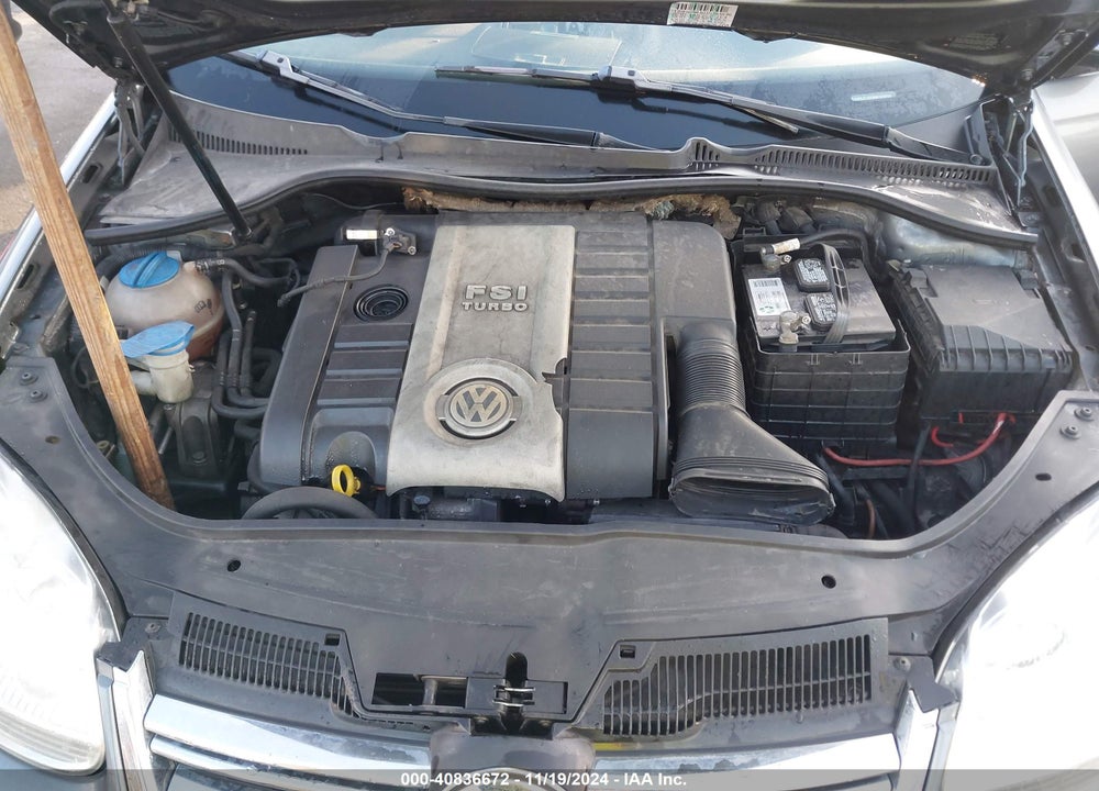 2008 VOLKSWAGEN JETTA WOLFSBURG EDITION VIN: 3VWRJ71KX8M123503