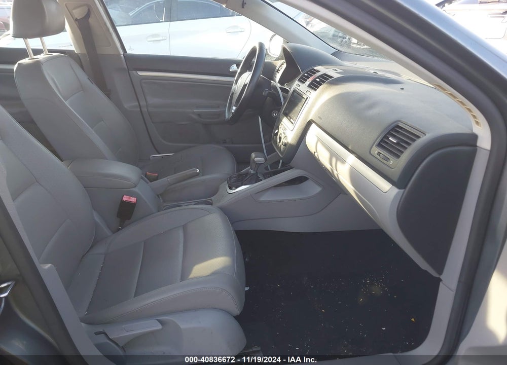 2008 VOLKSWAGEN JETTA WOLFSBURG EDITION VIN: 3VWRJ71KX8M123503