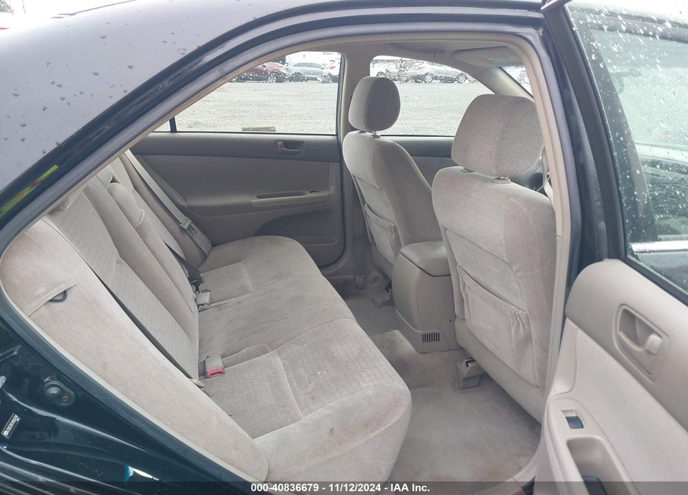 2004 TOYOTA CAMRY LE VIN: JTDBE32K140263744