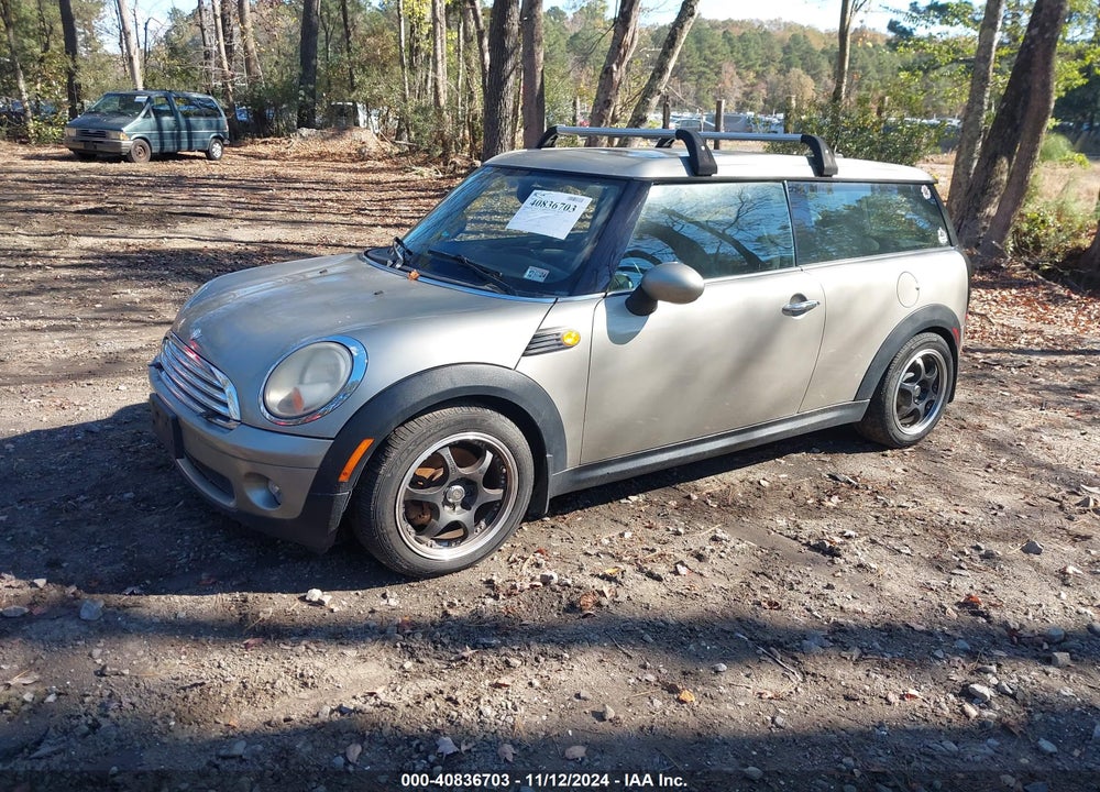2008 MINI COOPER CLUBMAN VIN: WMWML33538TN67621