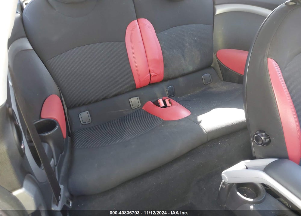 2008 MINI COOPER CLUBMAN VIN: WMWML33538TN67621