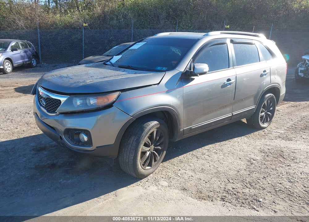 2011 KIA SORENTO EX VIN: 5XYKU4A13BG178378