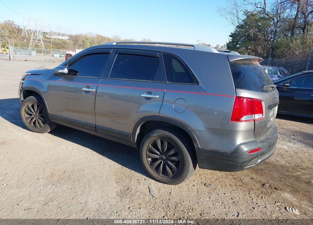 2011 KIA SORENTO EX VIN: 5XYKU4A13BG178378