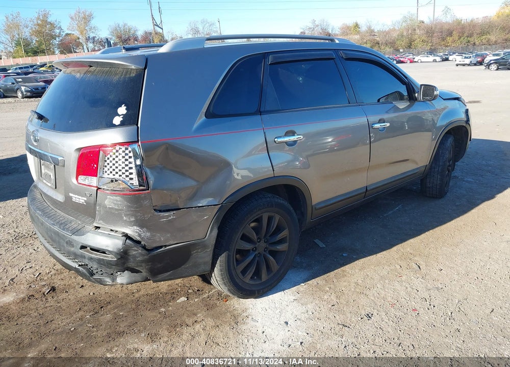 2011 KIA SORENTO EX VIN: 5XYKU4A13BG178378