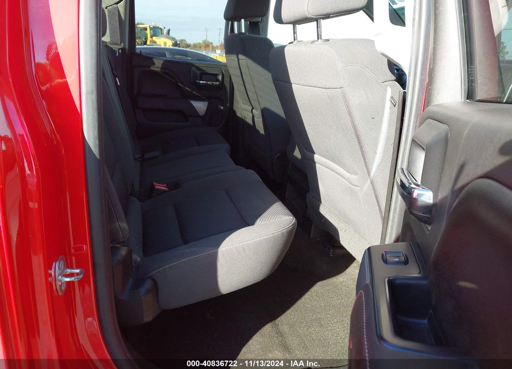 2017 CHEVROLET SILVERADO 1500 2LT VIN: 1GCVKREC6HZ220449