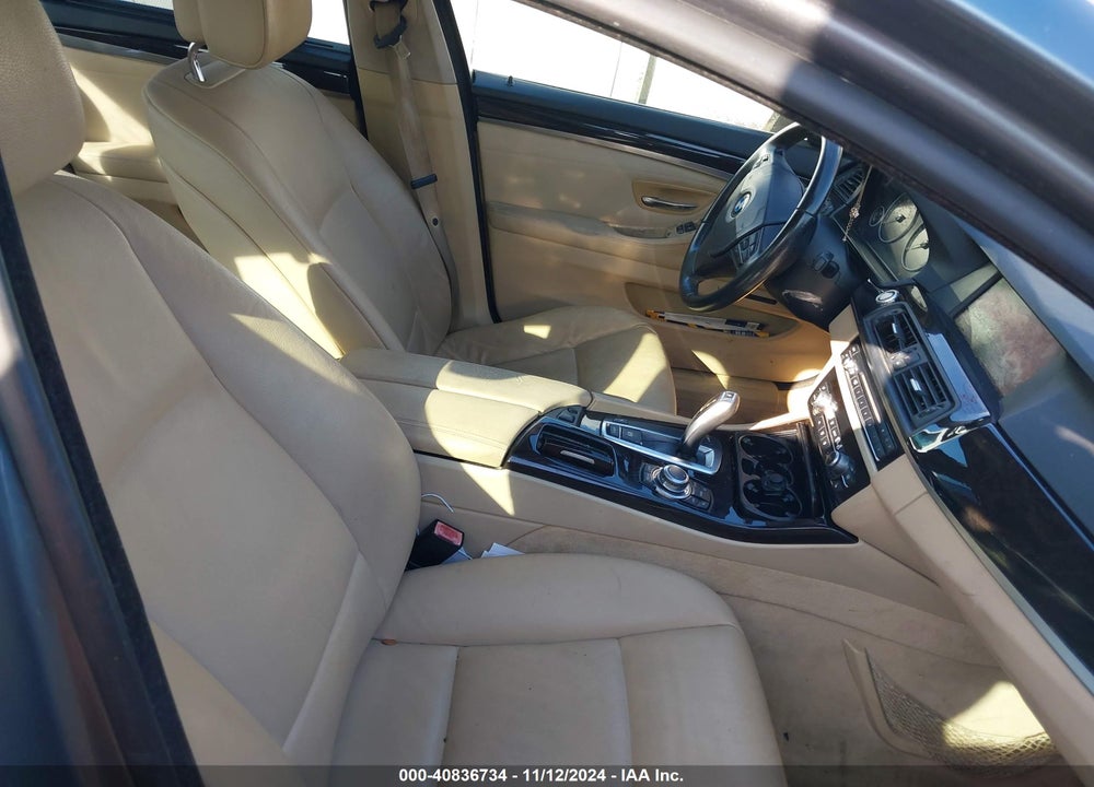 2011 BMW 528I VIN: WBAFR1C55BC741885