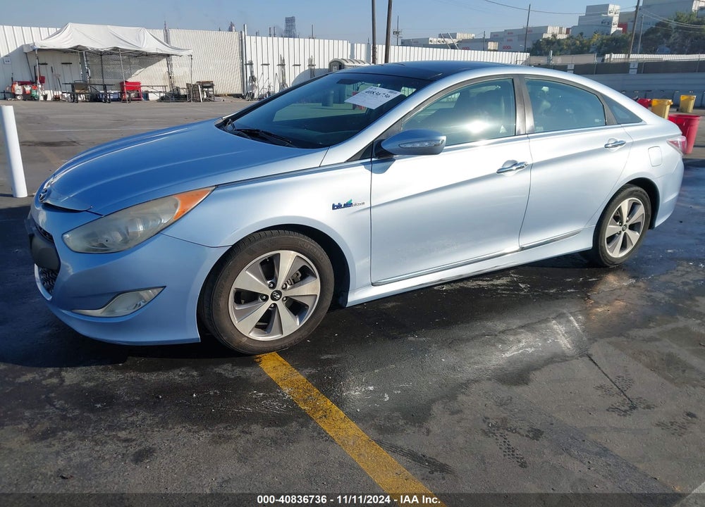 2011 HYUNDAI SONATA HYBRID VIN: KMHEC4A42BA000256