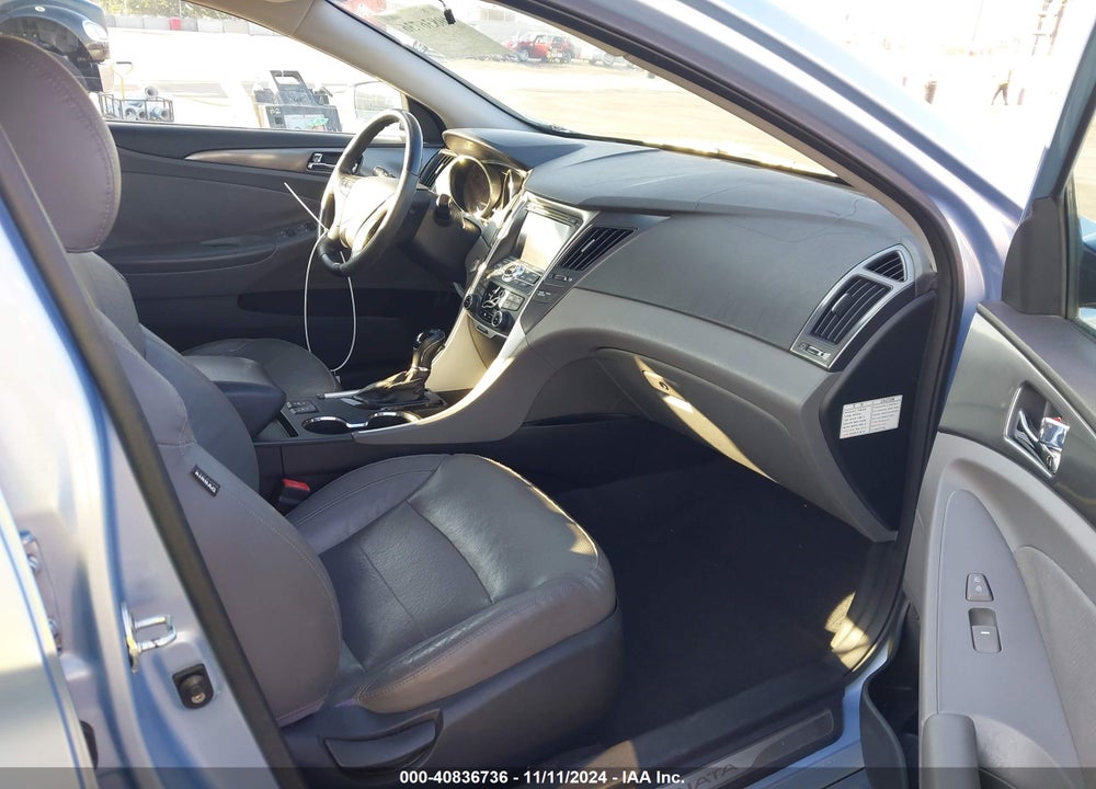 2011 HYUNDAI SONATA HYBRID VIN: KMHEC4A42BA000256