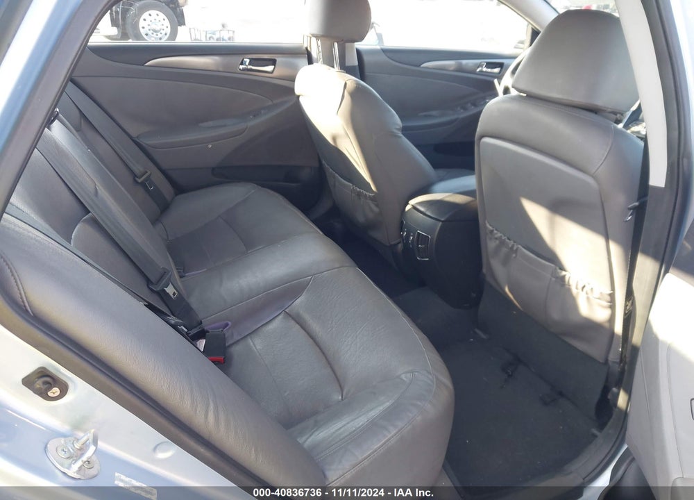 2011 HYUNDAI SONATA HYBRID VIN: KMHEC4A42BA000256