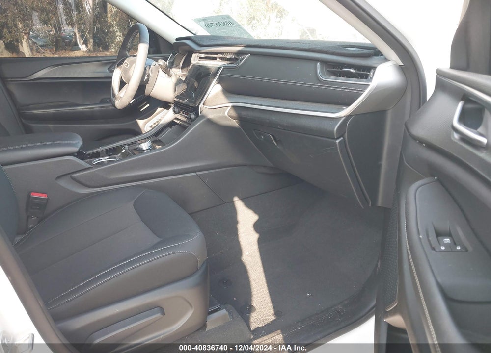 2023 JEEP GRAND CHEROKEE VIN: 1C4RJGAG9PC563842