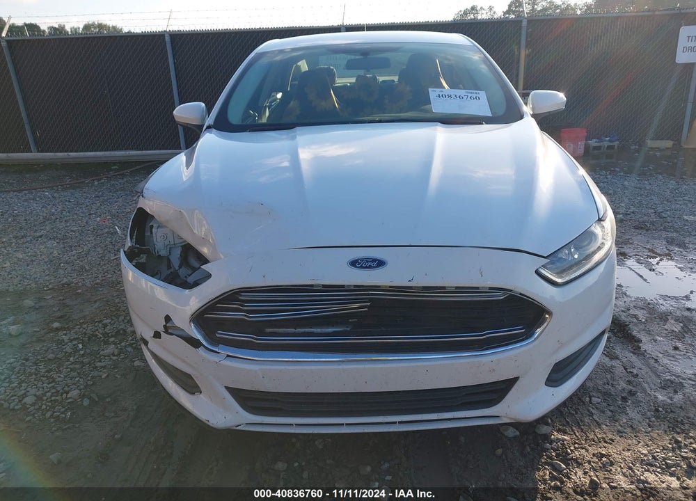 2016 FORD FUSION S VIN: 3FA6P0G71GR121564