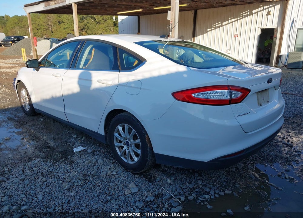 2016 FORD FUSION S VIN: 3FA6P0G71GR121564